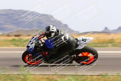 media/Apr-30-2023-CRA (Sun) [[020fcf5d43]]/Race 11-600 Expert Superbike/